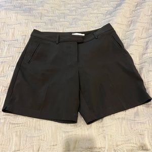 Lady Hagen golf shorts